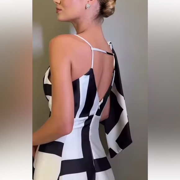 Fashion Nova One Shoulder Black and White Dress - Picture 3 of 7